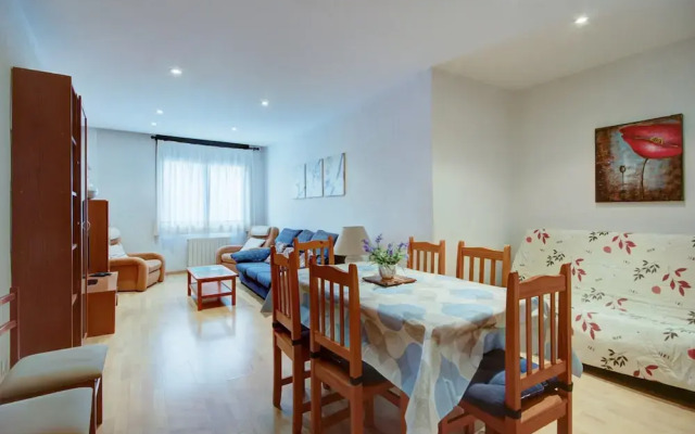 Apartment With Scenic View