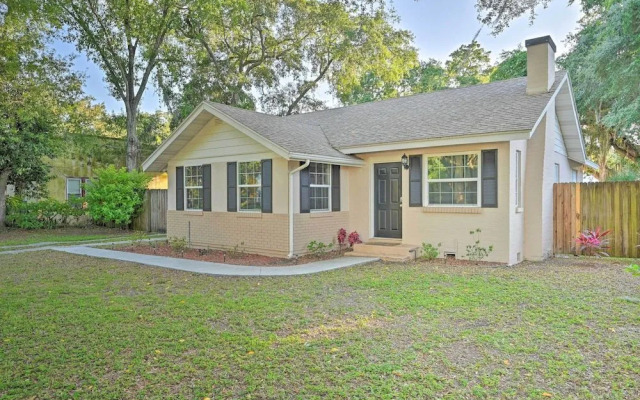 Winter Haven Abode Near Lakes & Attractions