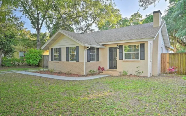 Winter Haven Abode Near Lakes & Attractions