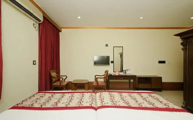 Oyo 5811 Seacom Inn Ymca Esplanade