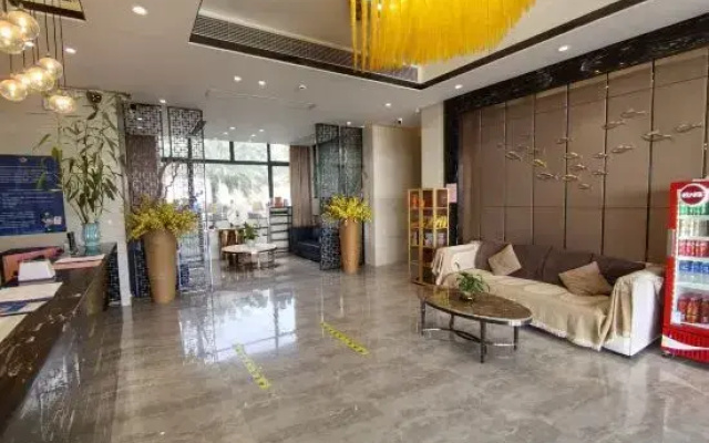 Taishan Iron Boat Seaview Hotel