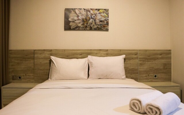 Nice And Stylist Studio At Gold Coast Apartment