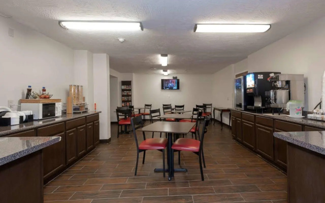 Red Roof Inn Springfield, MO