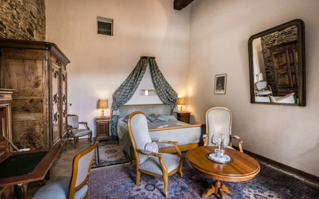 Château De La Colaissière