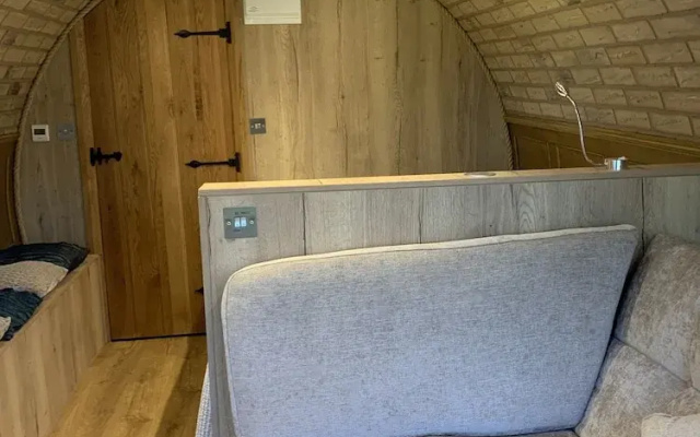 Cosy Escape Heated Luxury pod and hot tub