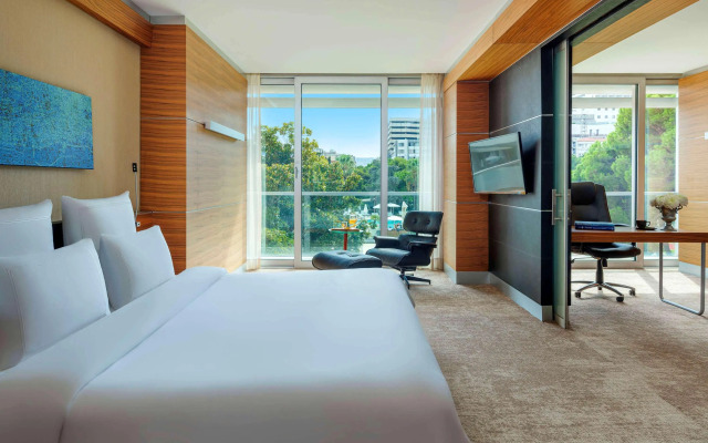 Swissotel Buyuk Efes Izmir