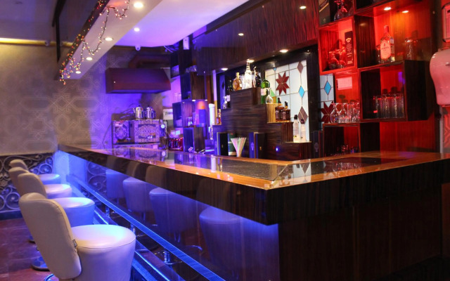 Hermanos Hotel