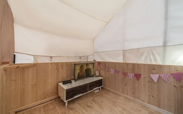 Saeyeon Glamping & Caravan Pocheon
