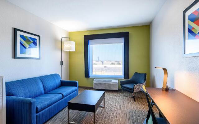 Holiday Inn Express Hotel & Suites Bastrop by IHG