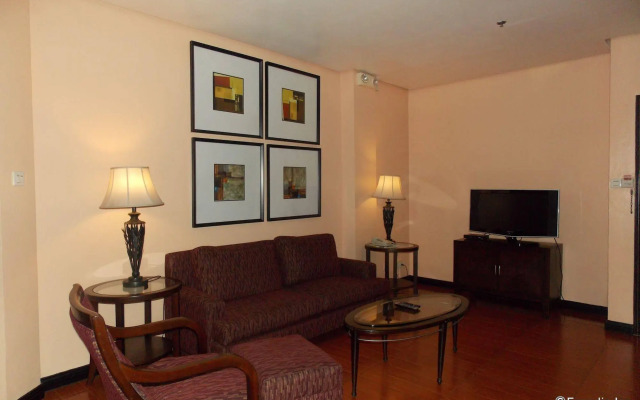 Planta Centro Bacolod Hotel & Residences