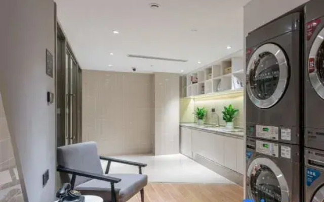 Atour Hotel Shaoxing Luxun Former Residence