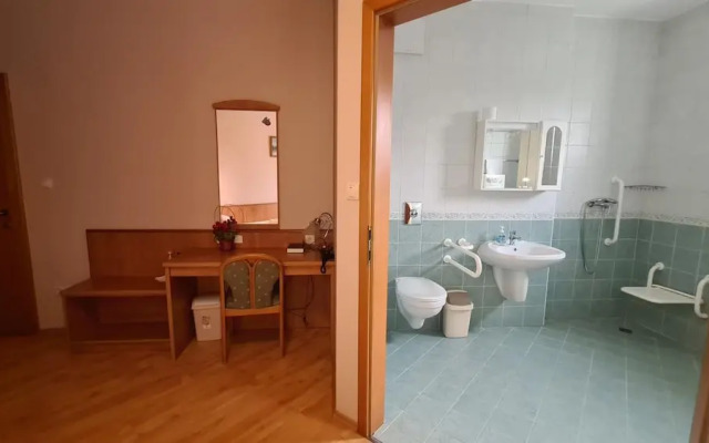 Aqua Therm Hotel