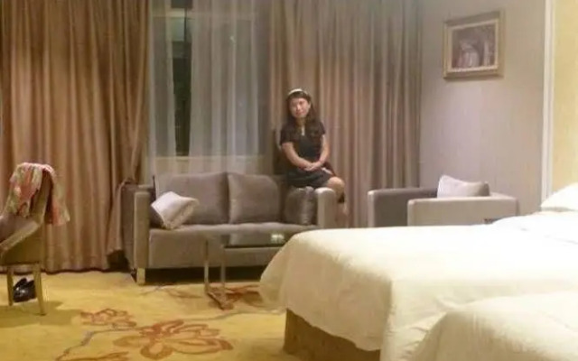 Vienna Hotel Guangzhou Qiaonan Aoyuan Square