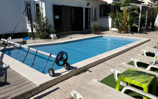 Casa Pausa holiday home, with pool & BBQ