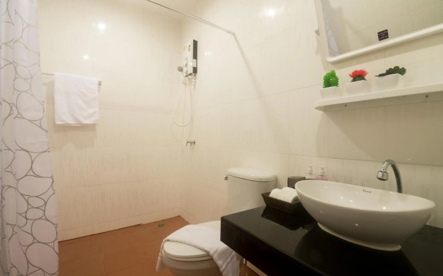 Green Leaf Hostel