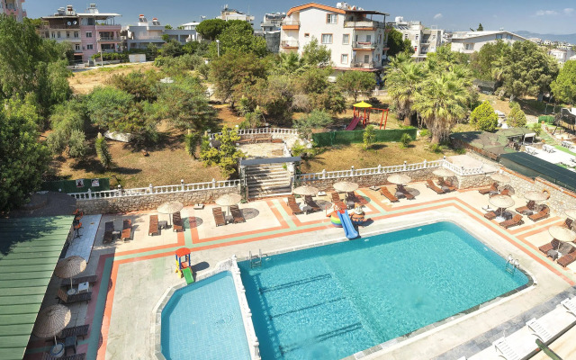 Temple Beach Hotel