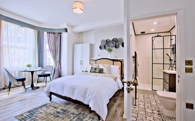 Sandy Bay Suites