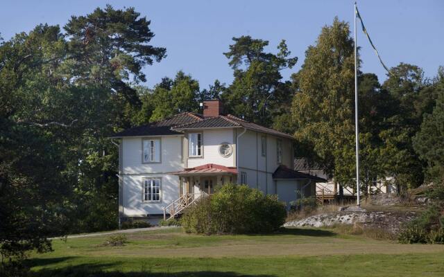 Smådalarö Gård