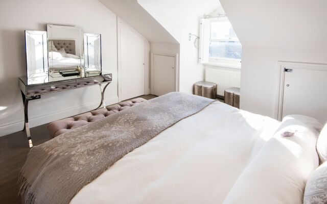 Balcony Apartment In Little Venice