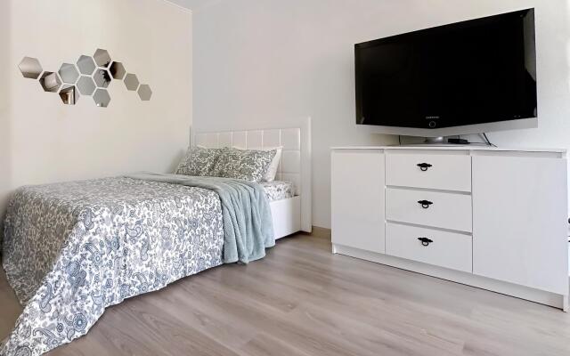 Апартаменты на улице Прапорщика Комарова 31