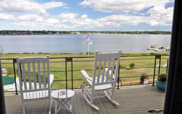 Point Pleasant Inn & Resort