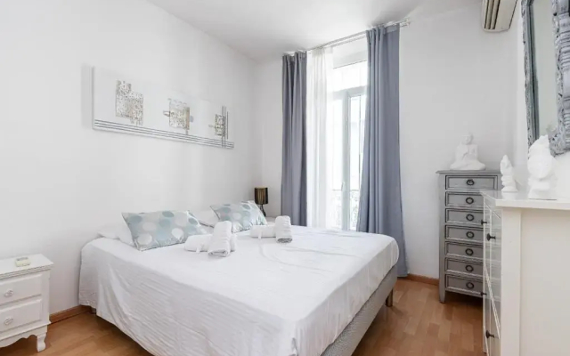 2 Bdrs Downtown & AC - 3 minutes to the Palais - Apartment in Cannes - Photo 4