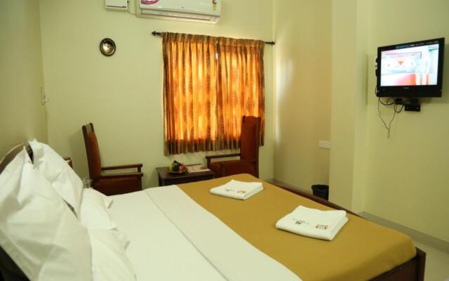 Sri Aarvee Hotels