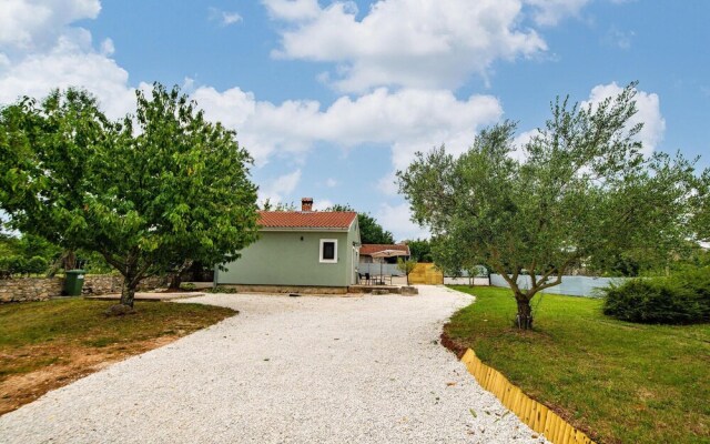 Nice Home in Stifanici With Wifi and 1 Bedrooms