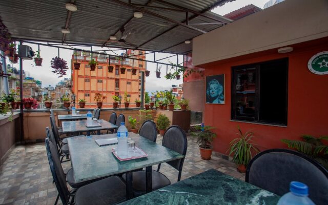 Anmol Guest House