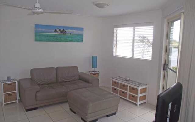 River Sands Apartments