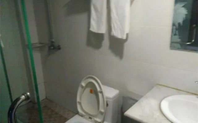 Shanghai Caihua Hotel