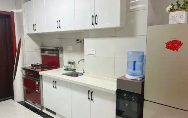 Yan Shusha Light Luxury Apartment (Haicheng Road Branch)