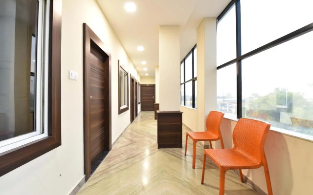 Monika Palace Hotel and Restaurant