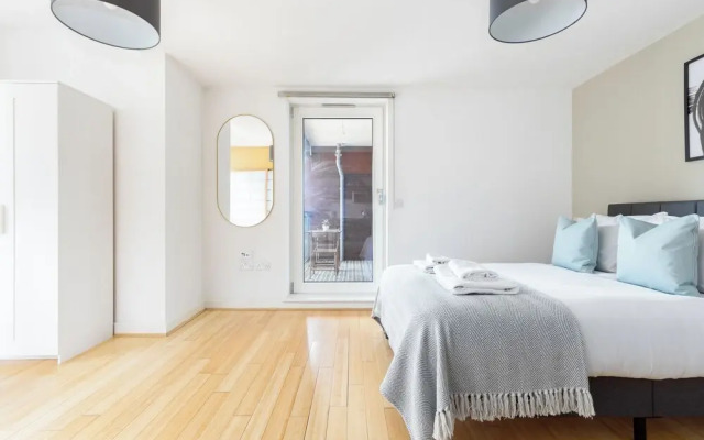 Spacious 2 Bed Apartment in Dalston