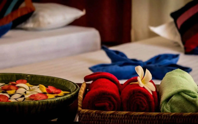Raza Gyo Hotel