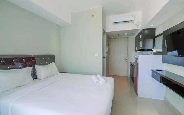 Pool View Studio Apartment @ Springlake Summarecon Bekasi