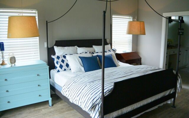 3598 Barracuda Dr Home by RedAwning