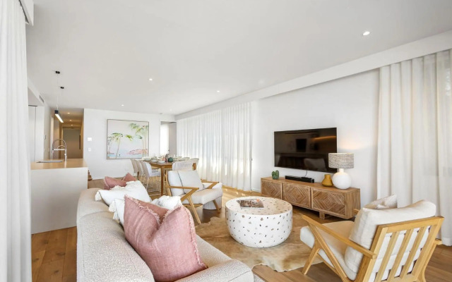 Coolum First Bay 121