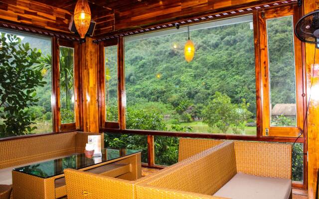 Thung Nham Hotel & Resort