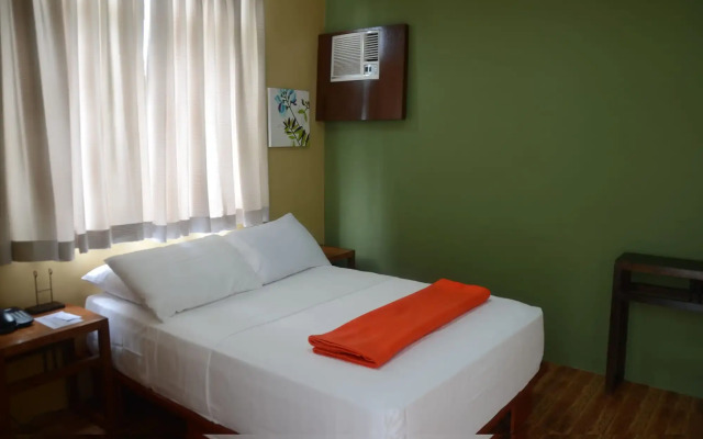 The Purple Tree Bed & Breakfast