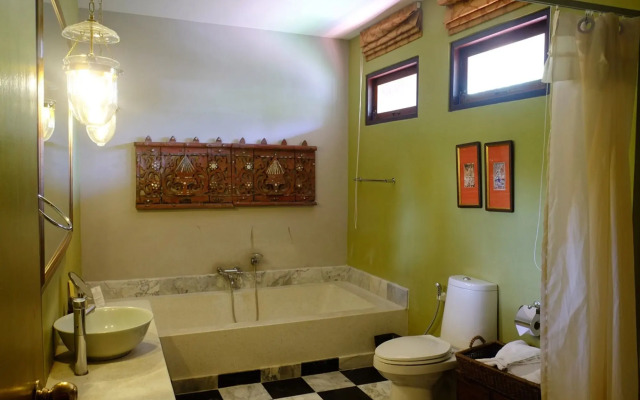 Zantiis Ndol Villas