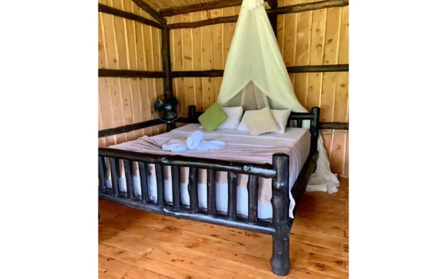 Epic Adventure Lodge