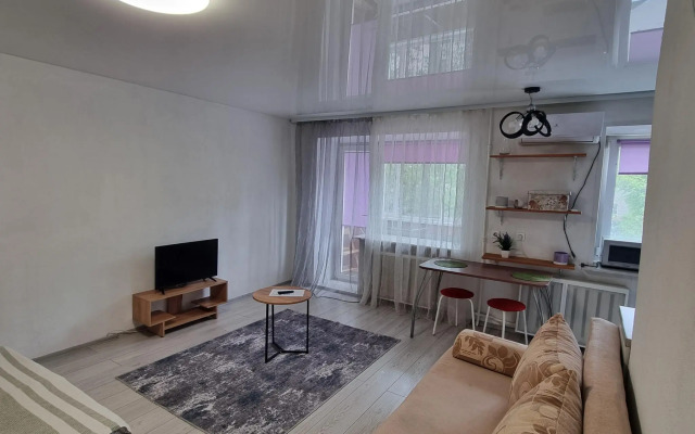 Апартаменты на улице Красногеройская 65