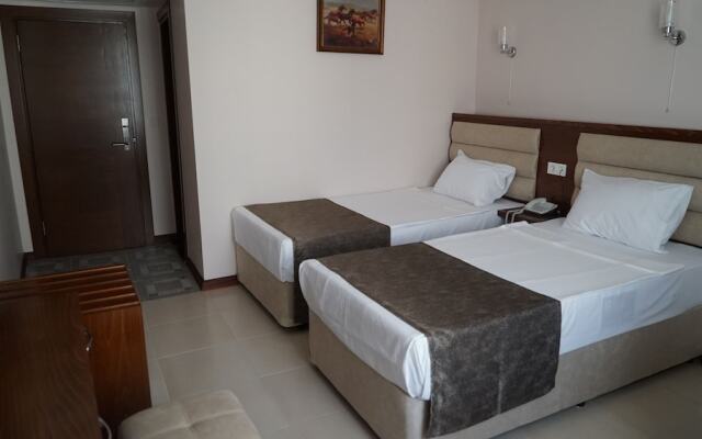 Sami Akar SARAY OTEL