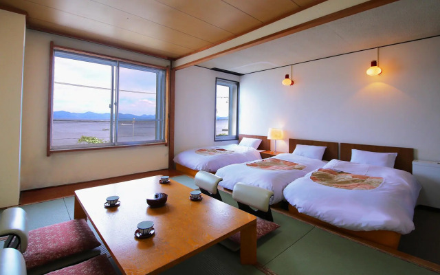 Lake Side Hotel MINATOYA