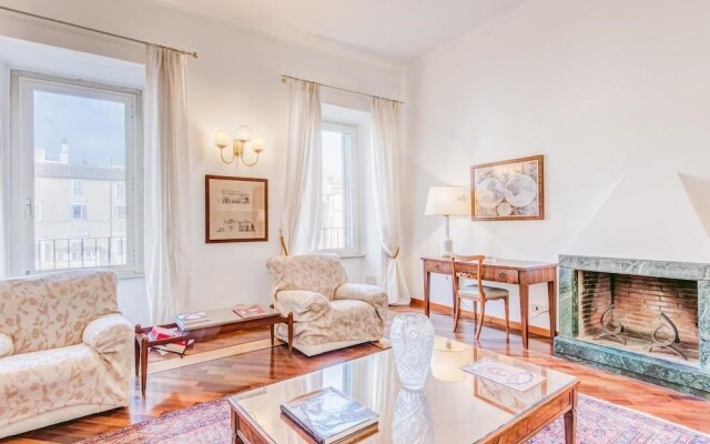 Rsh Bernini Apartment