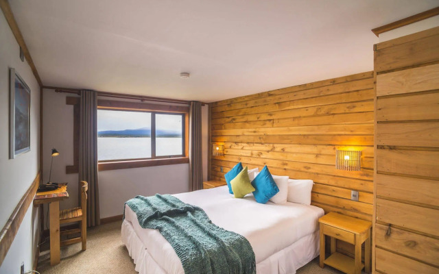 Weskar Patagonia Lodge