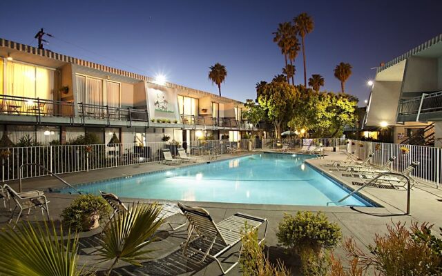 Travelodge Hotel at LAX