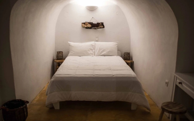 The Grand Cave House
