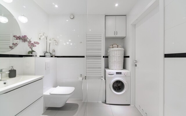 Lumina spacious apart with 3 bedrooms